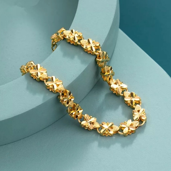 18K gold plated beautiful bracelet